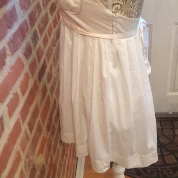 Bebe button front Tanya Dress w/collared neck. - Picture 7 of 8